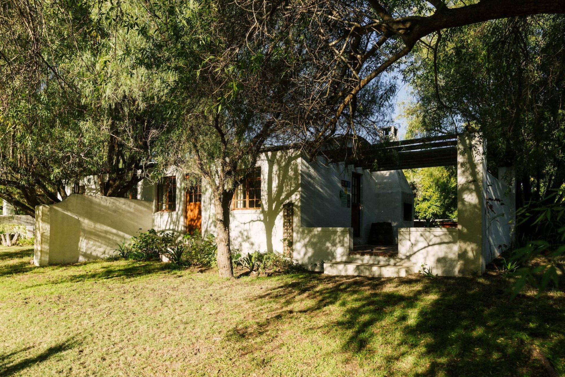 DeBos_Cottage_Buchu3